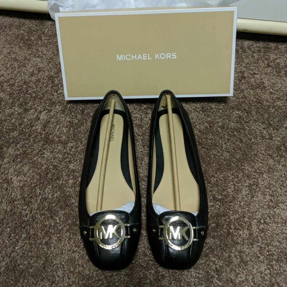 Michael kors flats